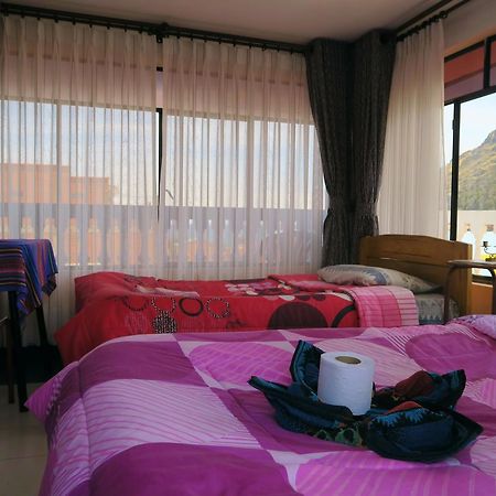 Hostal Florencia Copacabana  Exterior photo