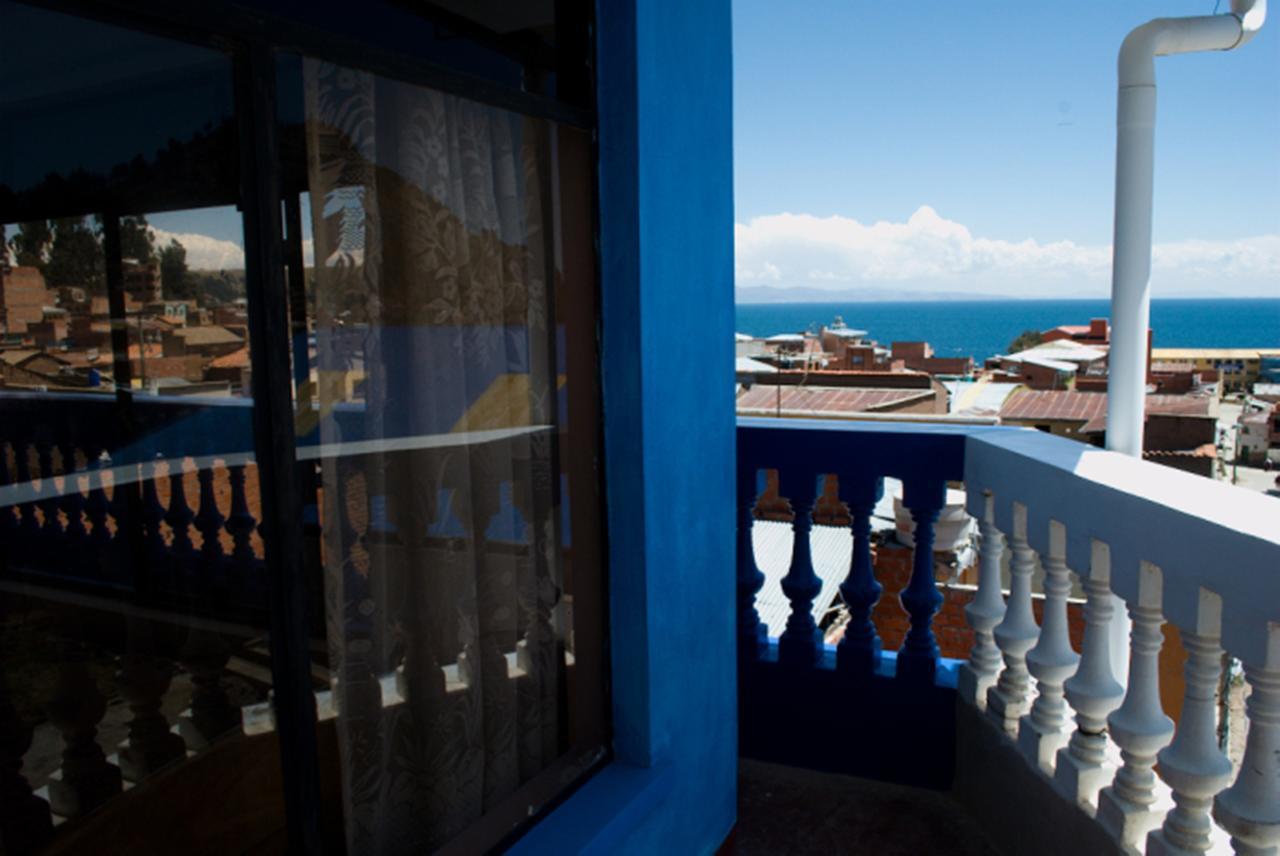 Hostal Florencia Copacabana  Exterior photo