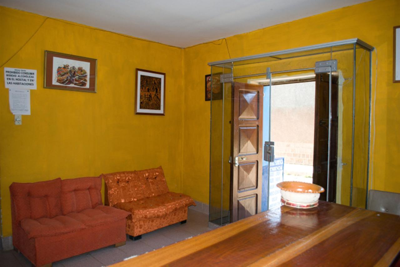 Hostal Florencia Copacabana  Exterior photo