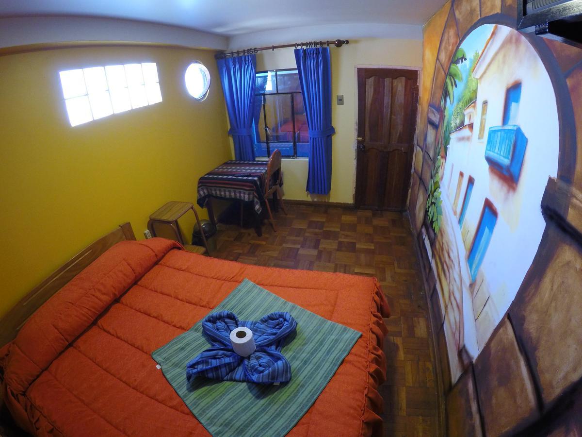 Hostal Florencia Copacabana  Exterior photo