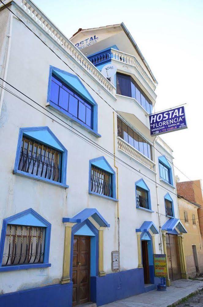 Hostal Florencia Copacabana  Exterior photo